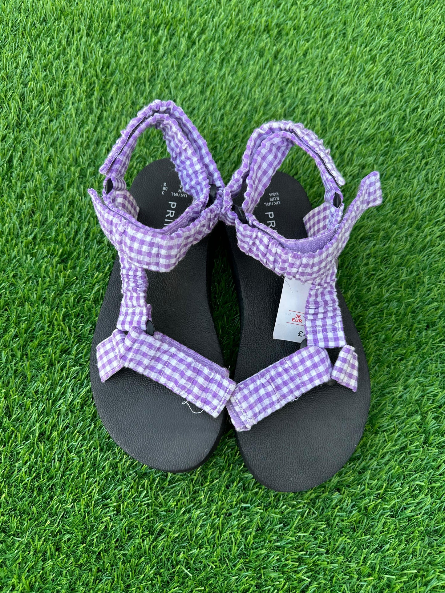 PRIMARK GINGHAM PATTREN SANDLES