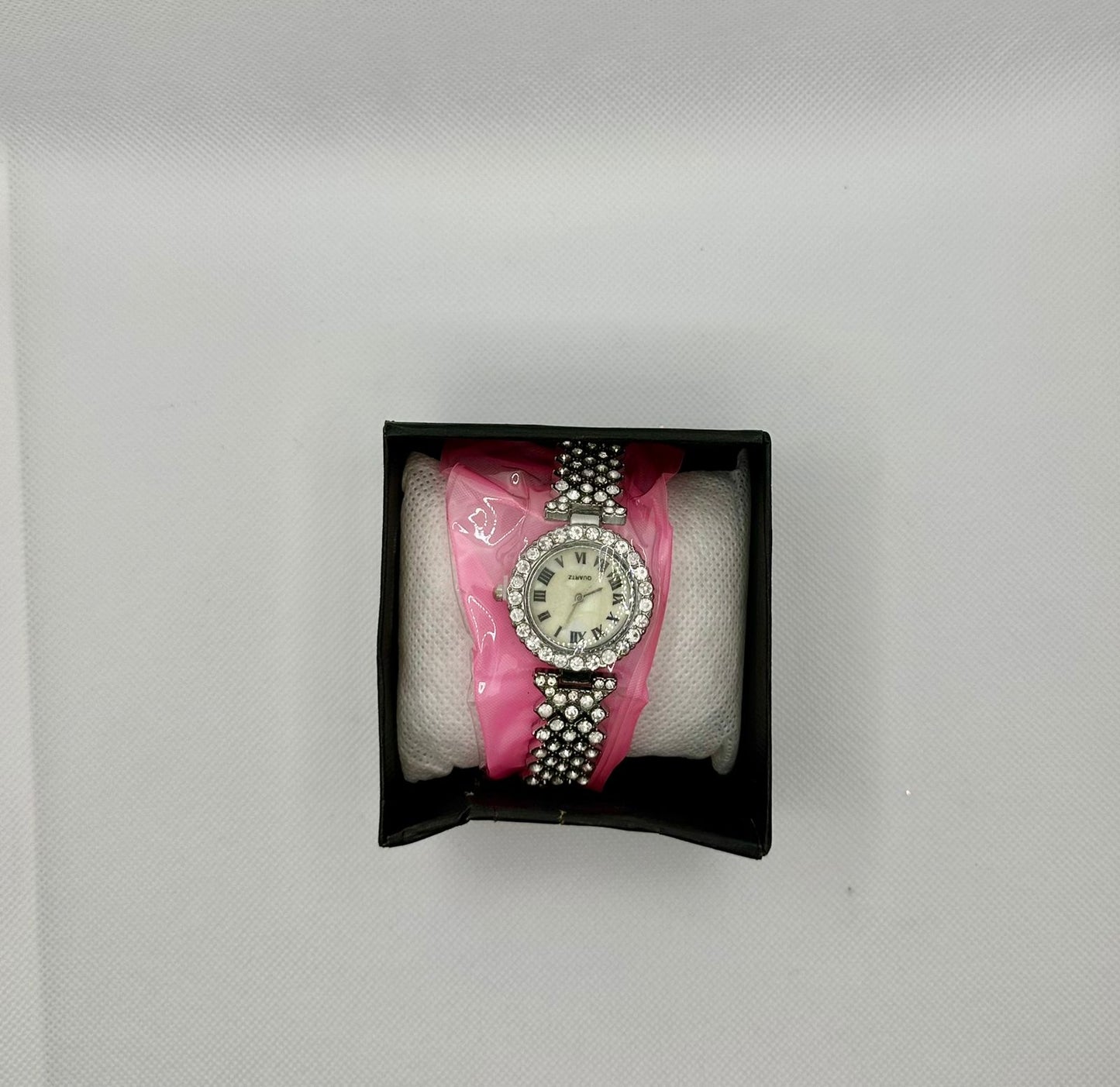 ELEGENT LUXURY WOMEN WATCH WITH A RHINESTONE ENCRUSTED BEZEL & BAND