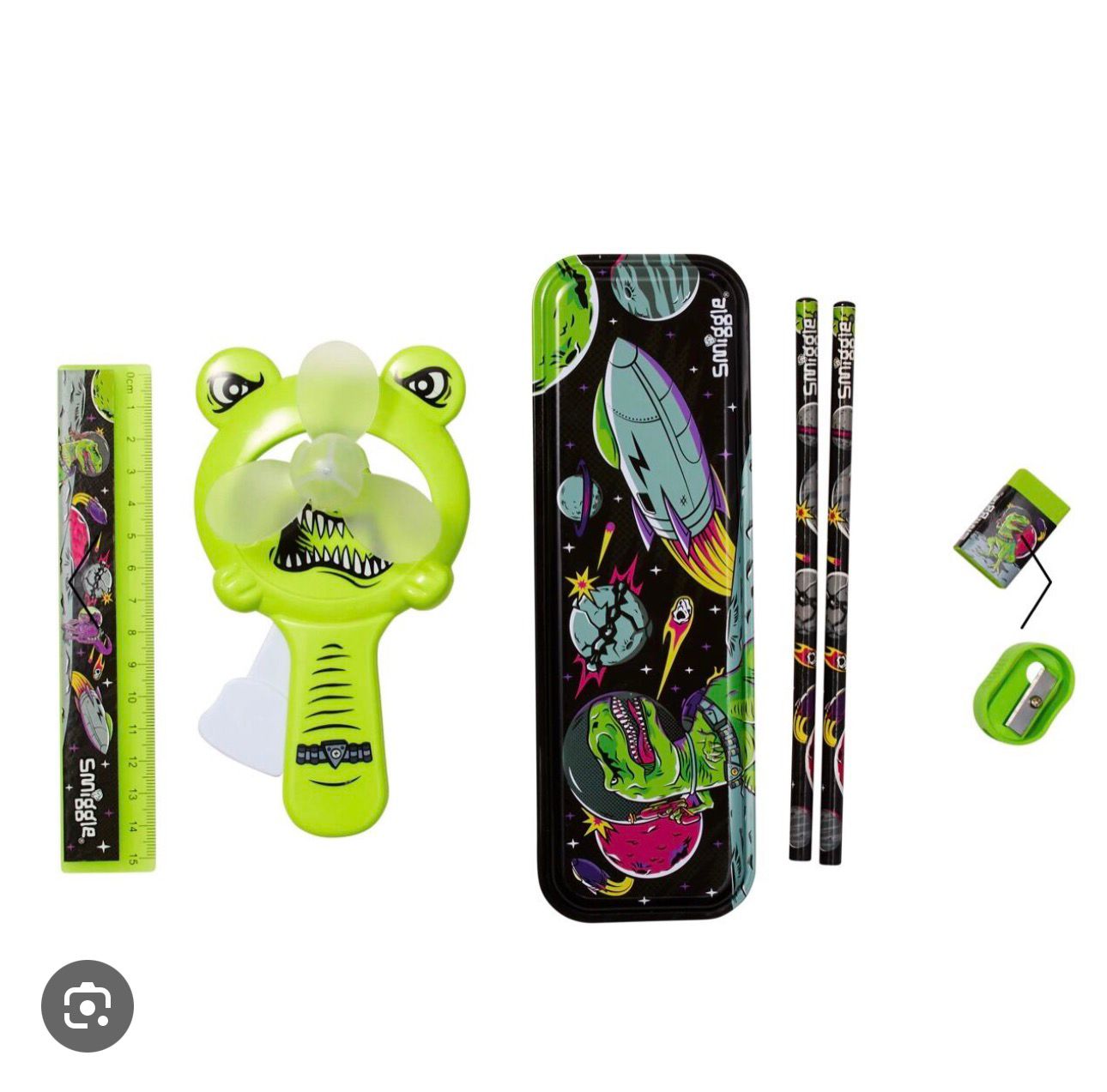 SMIGGLE STATIONERY SET WITH FAN KIT