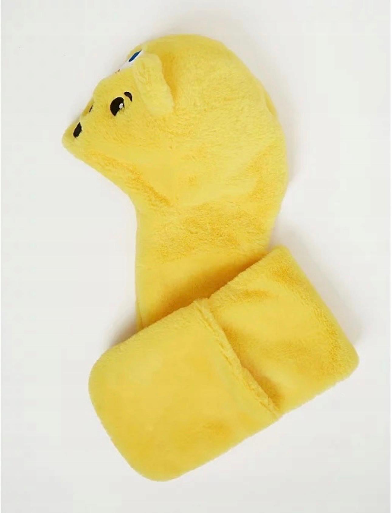 GEORGE YELLOW SCARF WITH HOOD PUDSEY