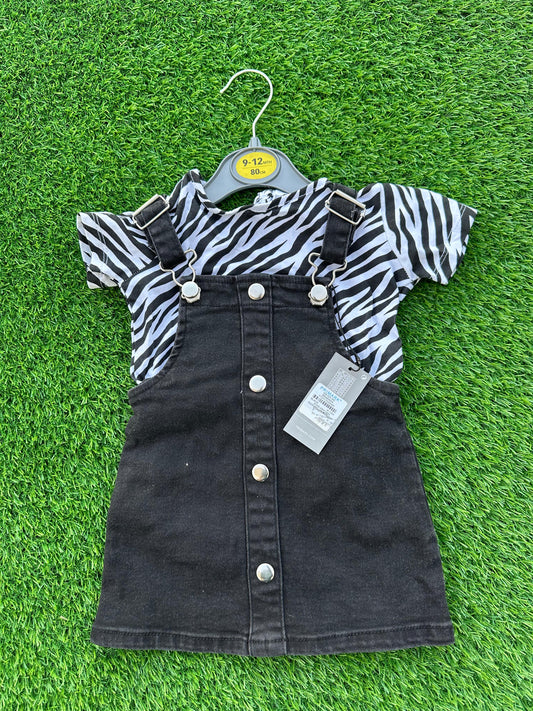 PRIMARK BLACK DENIM DUNGAREE WITH ZEBRA PRINT T-SHIRT