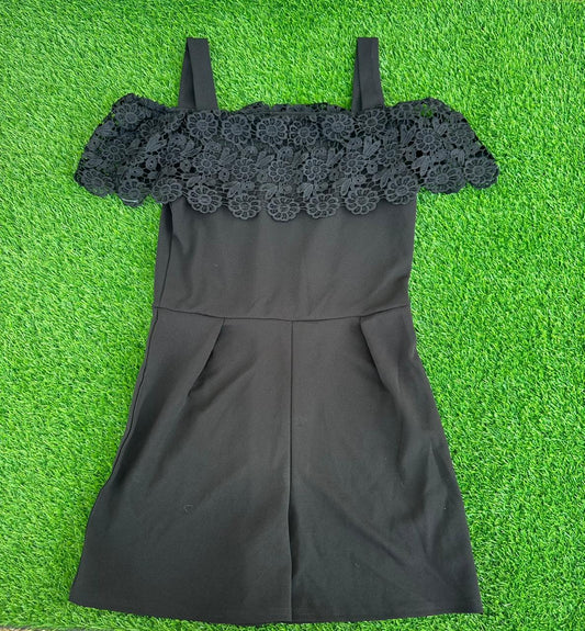 BLACK LACE FRILL FLUTTER SLEEVE SUIT