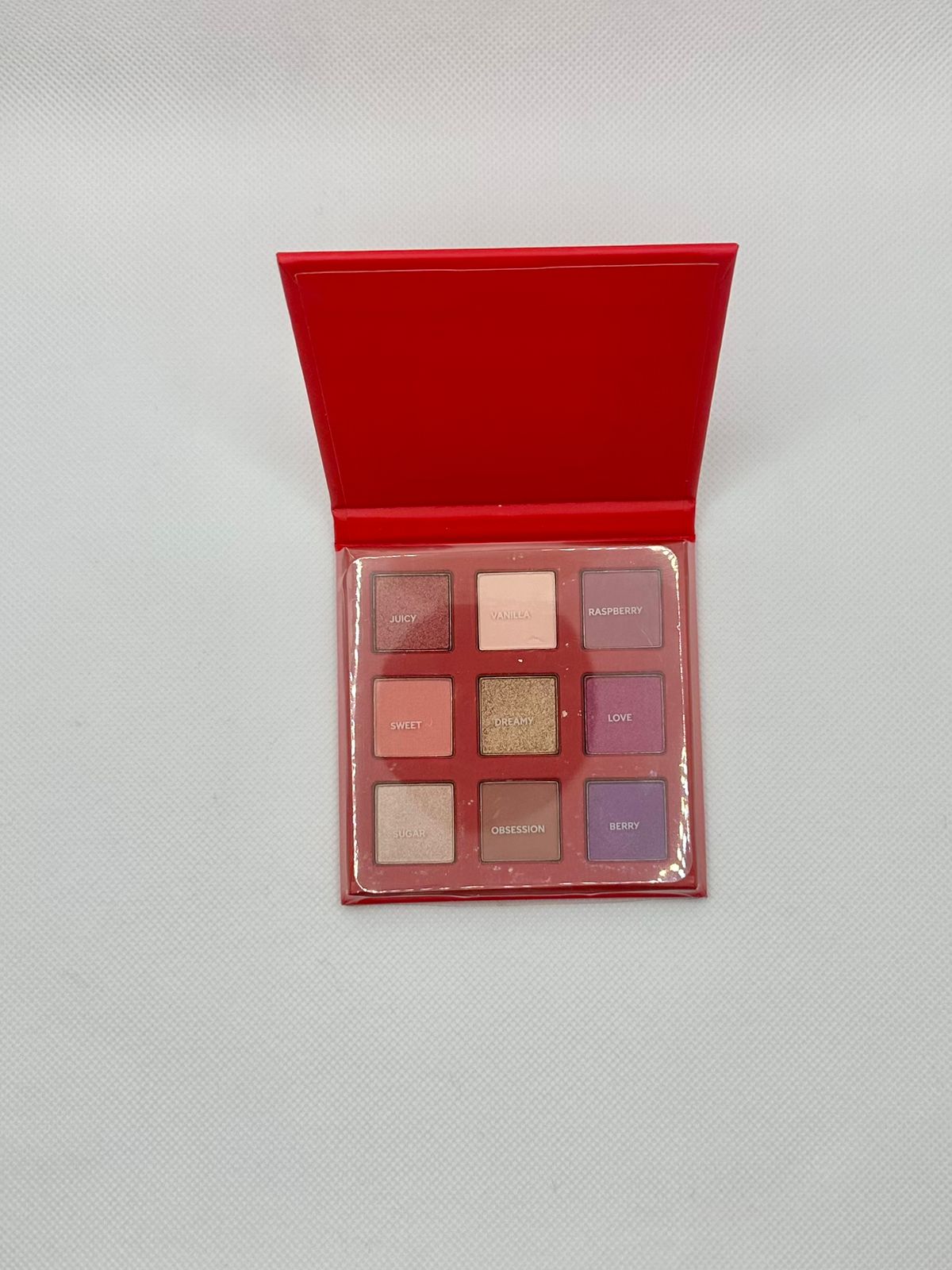 PS BERRY SWEET EYE SHADOW