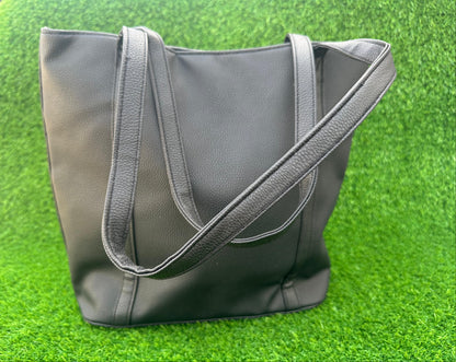GEORGE BLACK QUILATED TOTE BAG WITH GOLDEN HEART STUDS