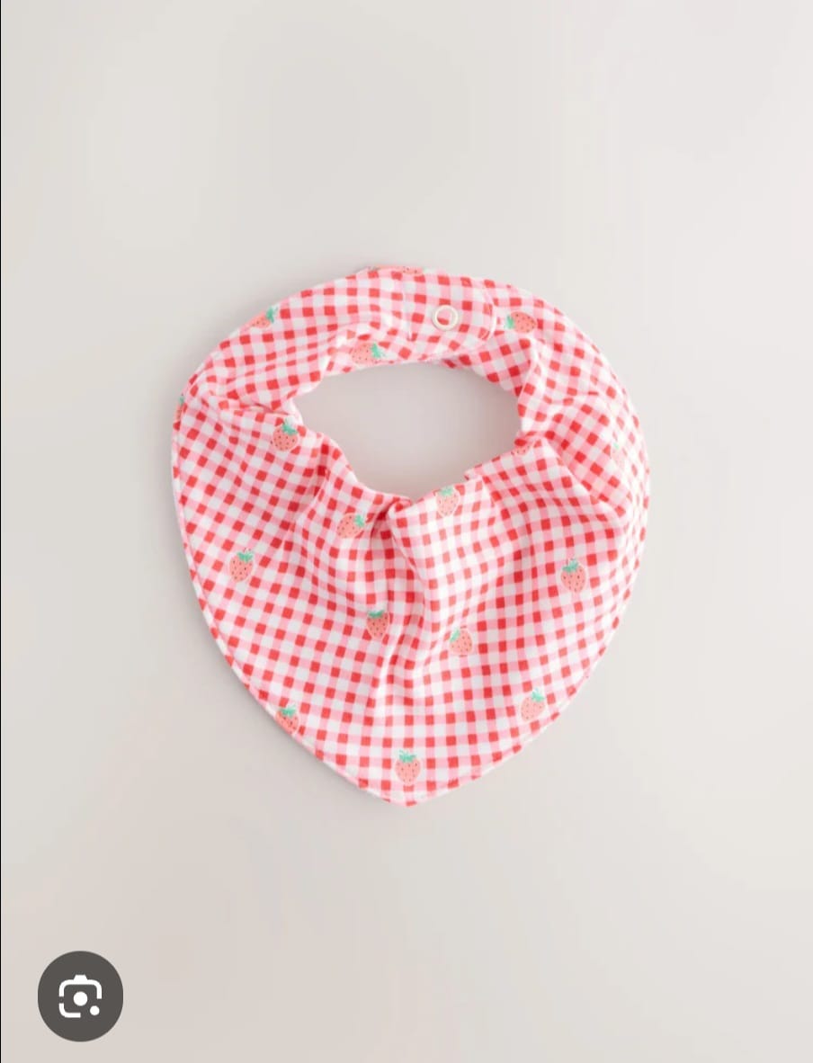 NEXT 4 PIECE BIB & HAT STRAWBERRY SET