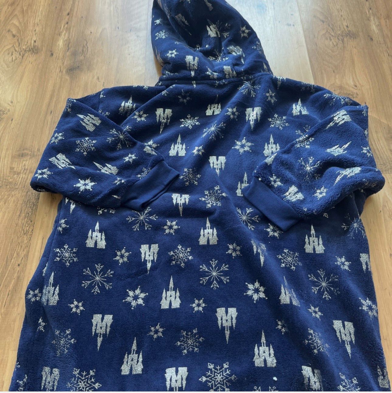 PRIMARK HOODIE BLANKER