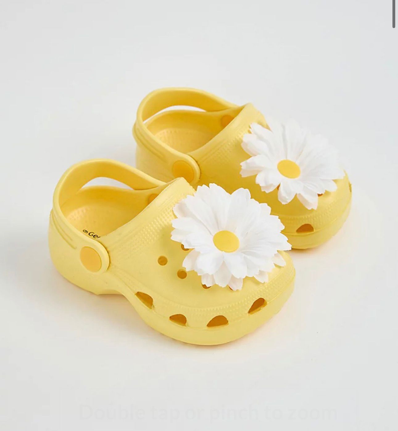 GEORGE YELLOW DAISY CORSAGE CLOGS