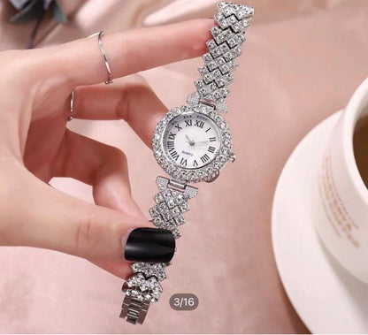 ELEGENT LUXURY WOMEN WATCH WITH A RHINESTONE ENCRUSTED BEZEL & BAND