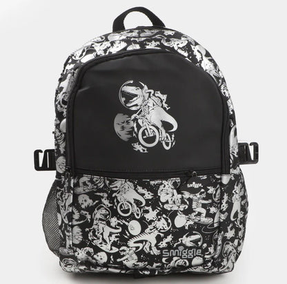 SMIGGLE BLACK CLASSIC BACKPACK WITH LUNCH BAG
