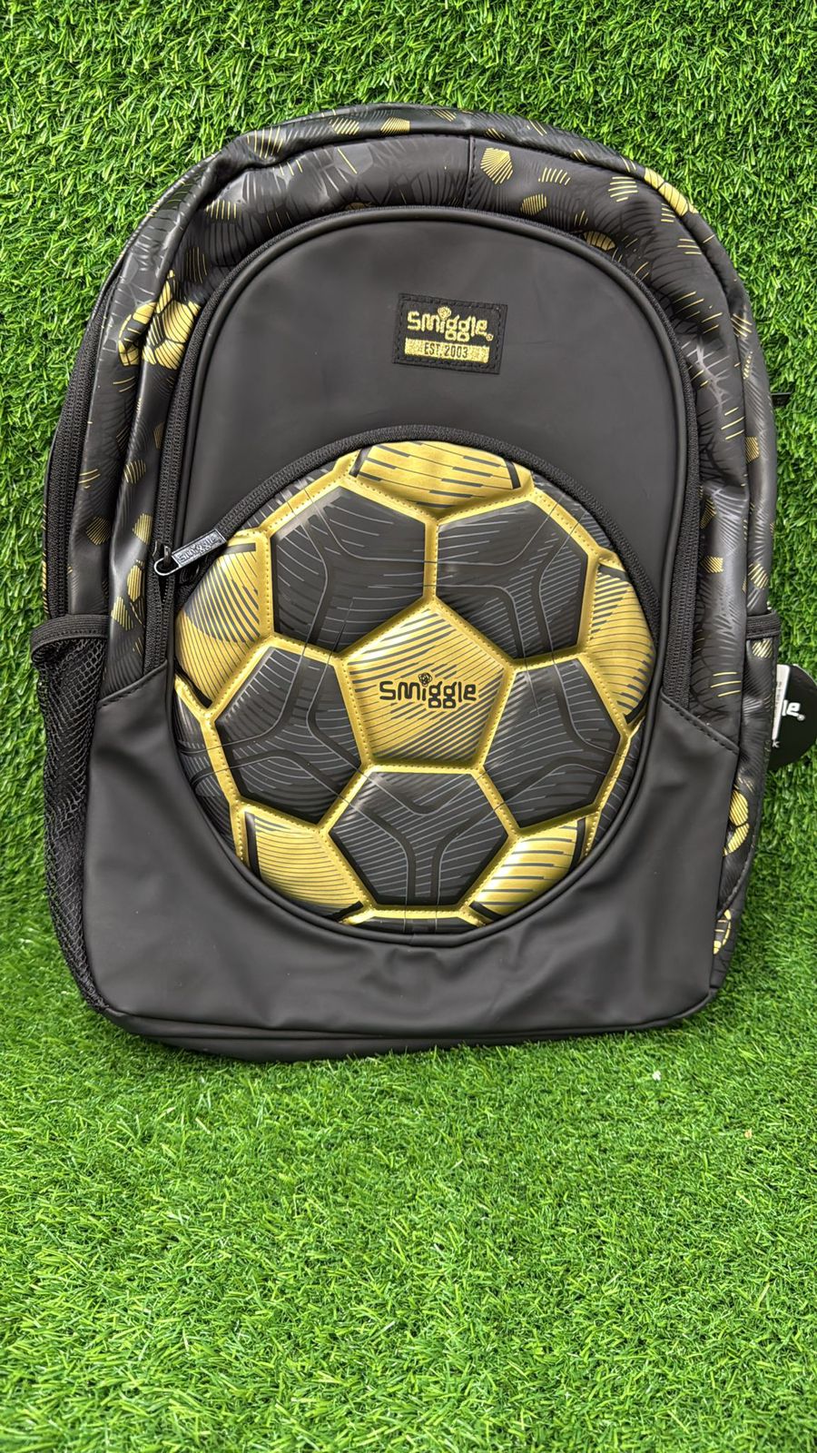 SMIGGLE GOLD BLACK FOOTBALL BACKPACK