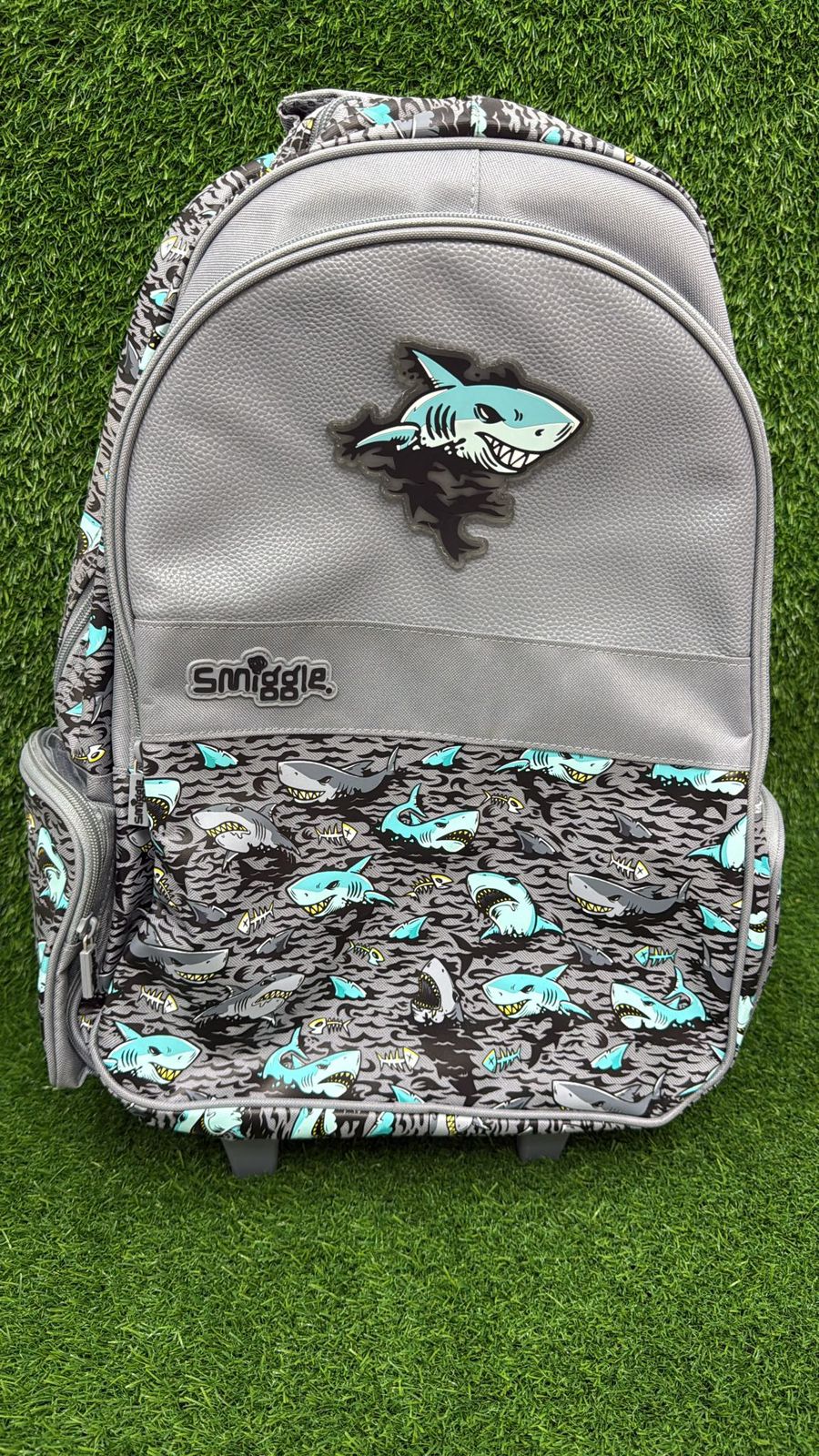SMIGGLE SHARK TROLLEY BACKPACK