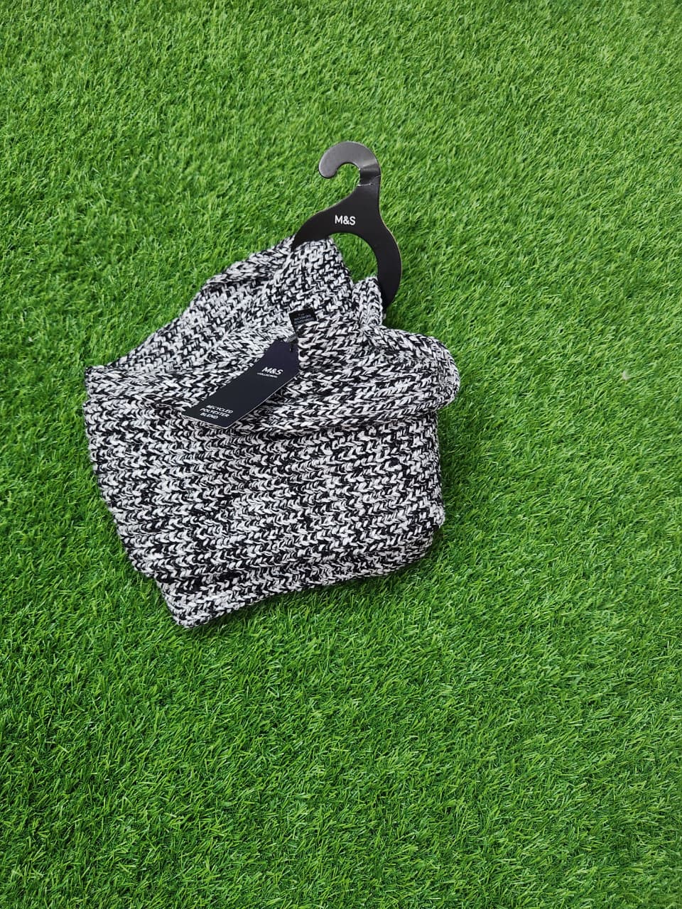 M&S CHUNKY FLECK KNIT SCARF