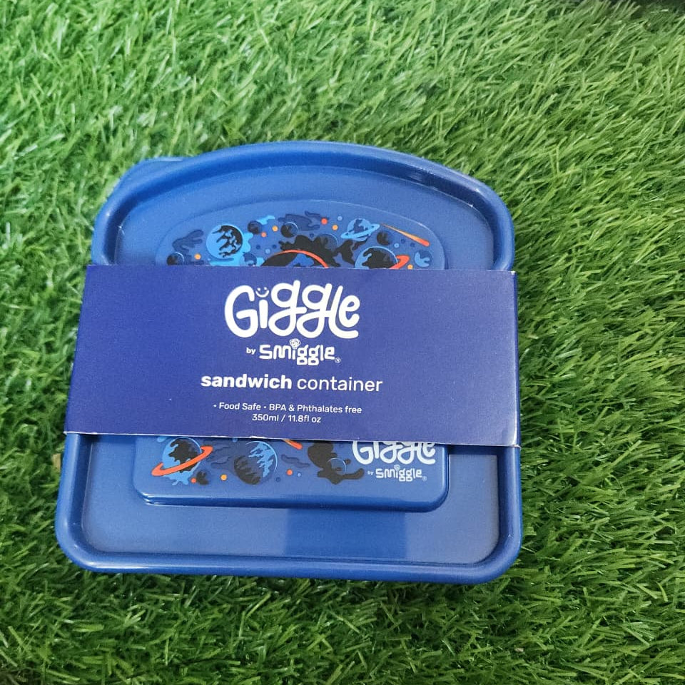 SMIGGLE BPA & PHTHALATES FREE LUNCH BOX CONTAINER